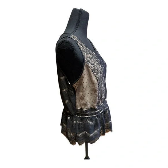 LOFT Black and Beige Lace Blouse Size PL - Picture 3 of 6